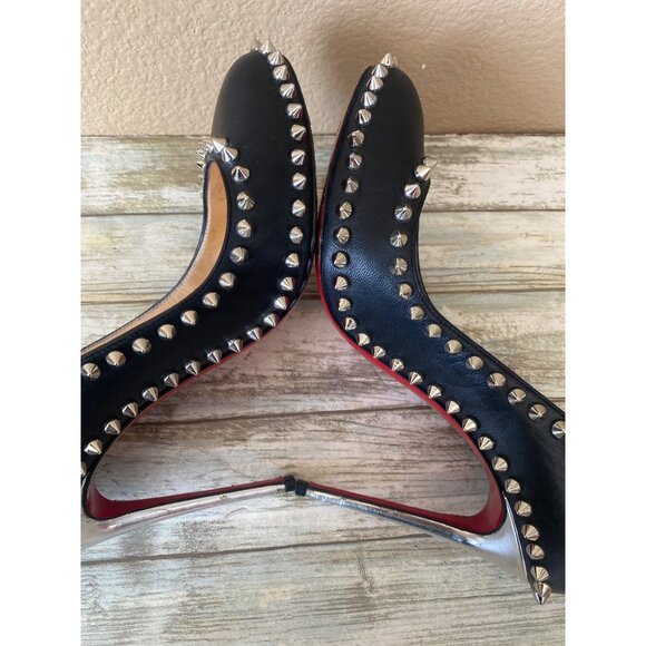 Christian Louboutin Dorispiky Black Leather Spiked Pumps 37.5/US7.5 w/COA No Box - Picture 6 of 15